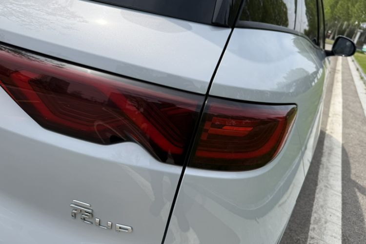 Used BYD Yuan UP 2024 401 km Active Version Exterior 5