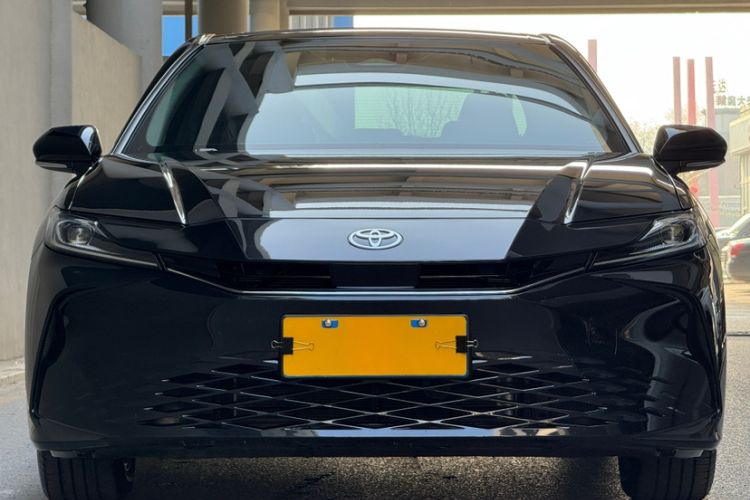 Used Toyota Camry 2024 Dual-Motor 2.0 HGVP Luxury Edition Exterior 1