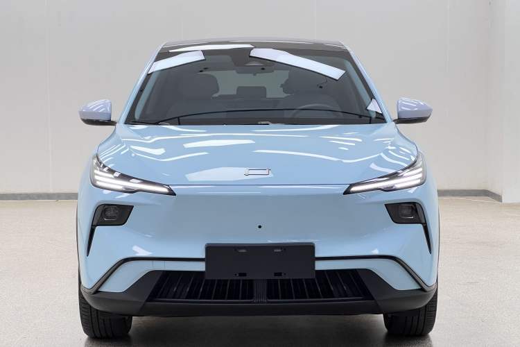 Used Bestune Yueyi 03 2025 565km Premium Edition Exterior 5