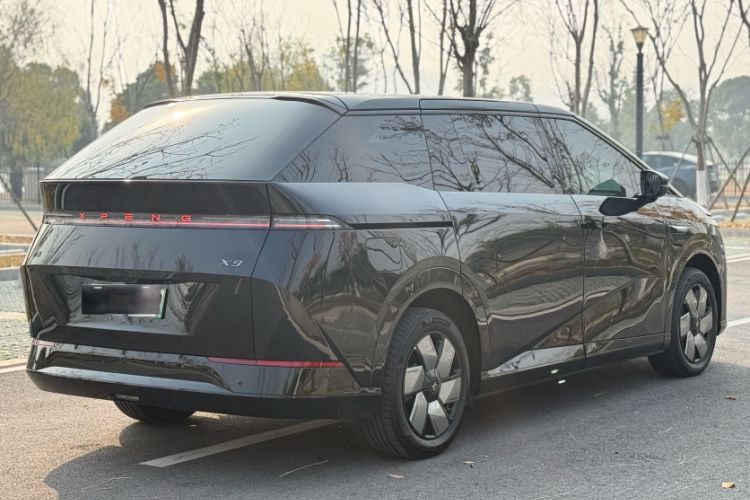 Used XPeng X9 2024 702 Ultra-Long Range Pro