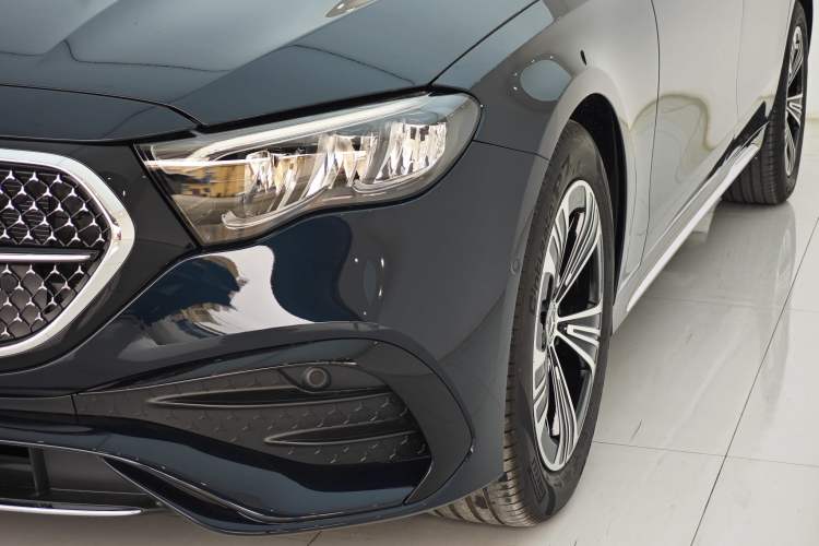 Used Mercedes-Benz E-Class 2025 E 260 L Sport Edition Exterior 8