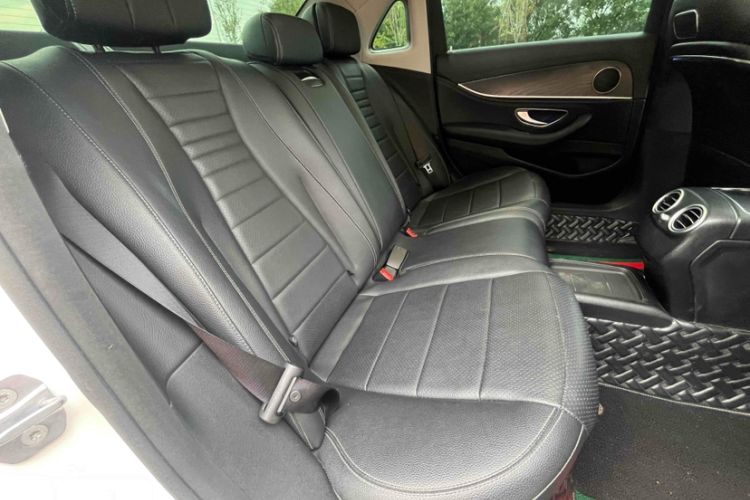 Used Mercedes-Benz E-Class 2018 E 200 L Sport Edition Interior 12