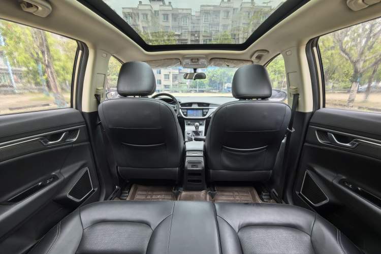 Used Geely Auto Emgrand GS 2016 Elegant Edition 1.8L Manual LingShang Model