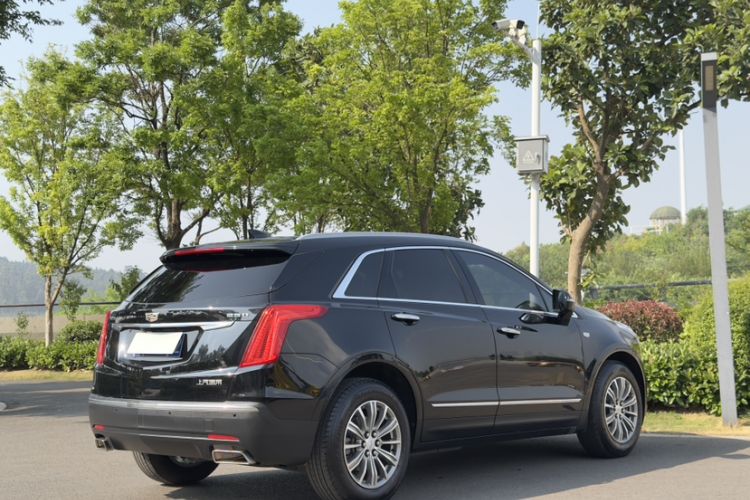 Used Cadillac XT5 2018 25T Luxury Model
