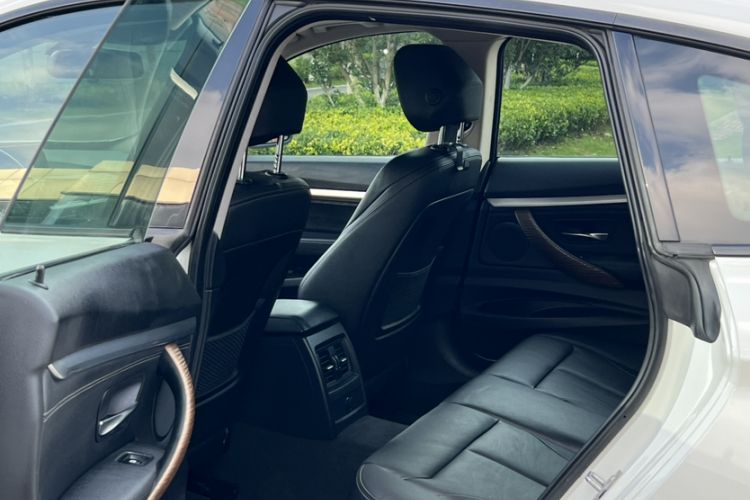 Used BMW 3 Series GT 2013 335i Sport Design Package
