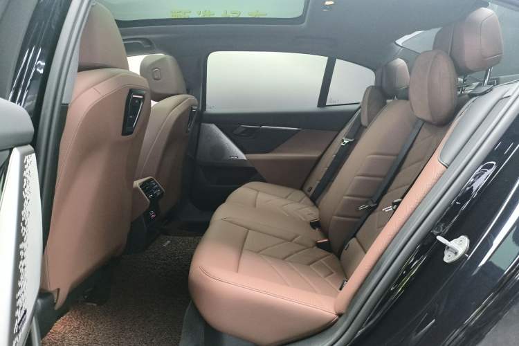 Used BMW 5 Series 2026 530Li Leading M Sport Package