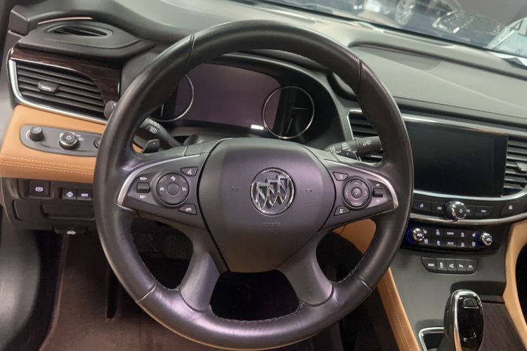 Used Buick LaCrosse 2018 28T Luxury Model