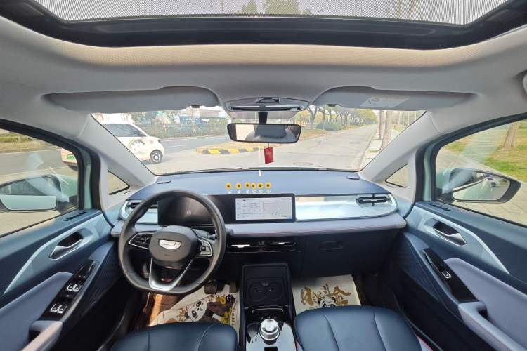 Used Geometry E Firefly 2022 401 km Linglong Tiger 5 Seats