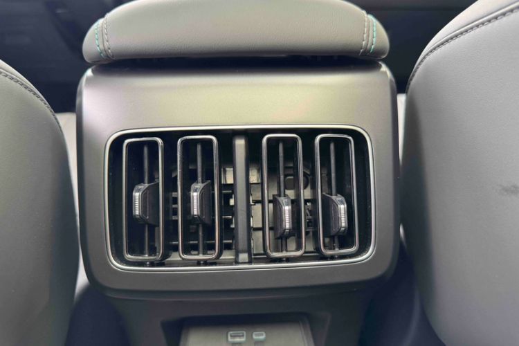 Used BYD Song L DM-i 2025 Intelligent Driving Version 160 km Excellence Edition
