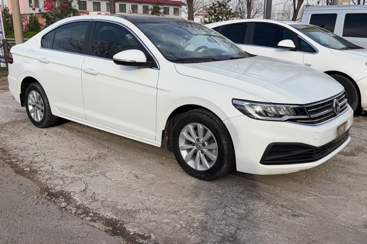 Used Volkswagen Bora 2019 1.5L Manual Fashion Edition Exterior 2
