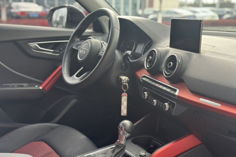 Used Audi Q2L 2018 35 TFSI Fashion Dynamic Version China VI Emission Standard
