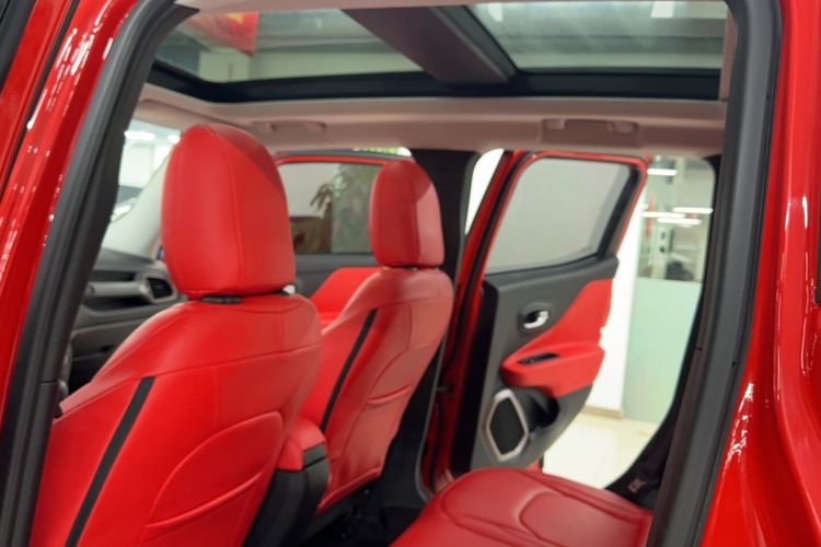 Used Jeep Renegade 2018 Connected Large Screen Version 180T Automatic High-Energy Edition