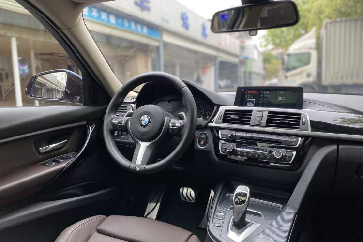 Used BMW 3 Series 2018 320Li Leading Model M Sport Package