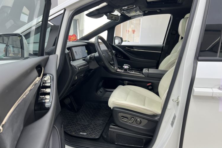 Used GAC Trumpchi M8 2023 Zongshi Series Dual-Motor YuZun Edition