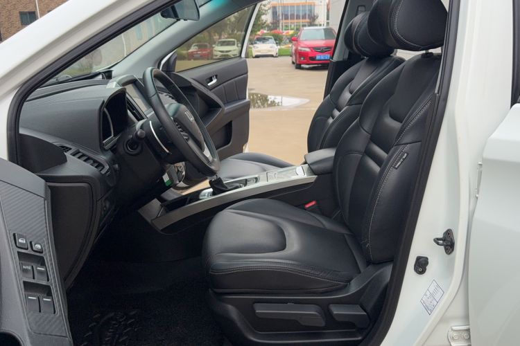 Used Luxgen U6 SUV 2017 1.8T Enhanced Charm Edition
