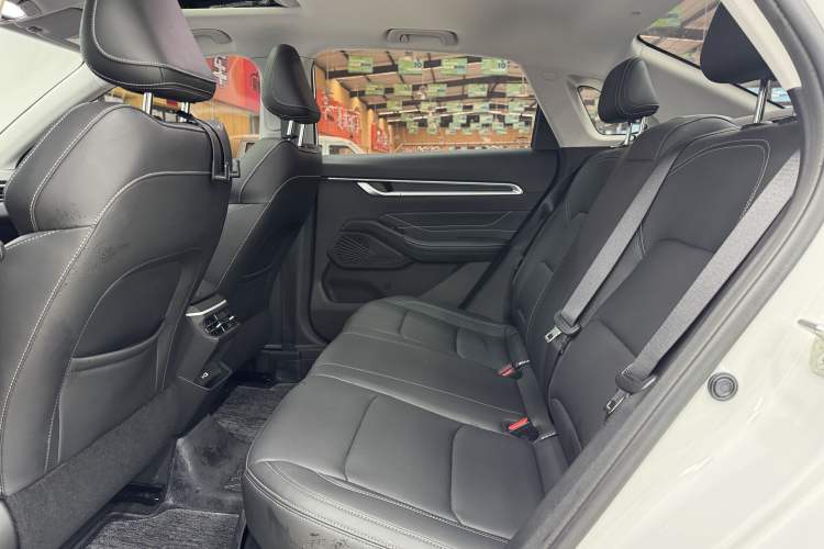 Used Geely Auto Emgrand 2025 4th Generation 1.5L CVT Luxury Version
