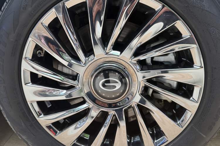 Used GAC Trumpchi M8 2023 Zongshi Series Dual-Motor Flagship Edition