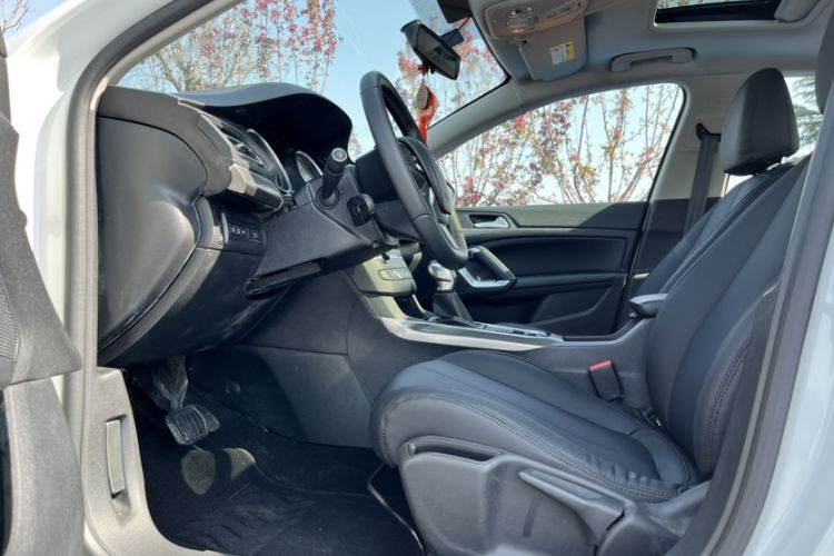 Used Peugeot 408 2014 1.8L Automatic Luxury Edition