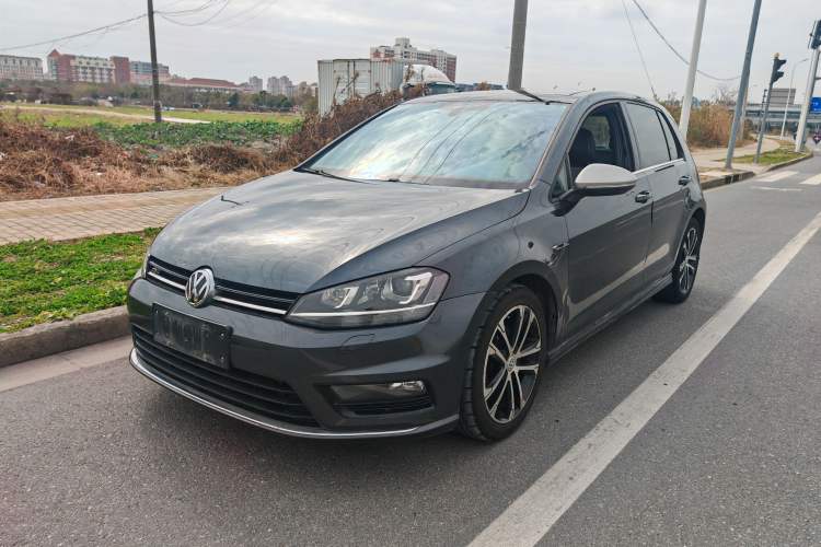 Used Volkswagen Golf 2016 1.4TSI Manual R-Line