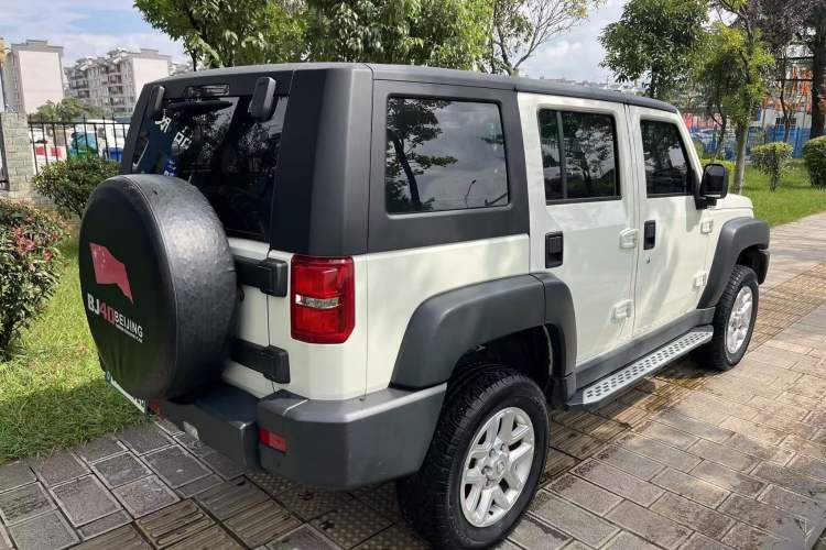 Used BAIC Off-Road BJ40 2016 40L 2.0T Manual All-Wheel Drive Prestige Edition