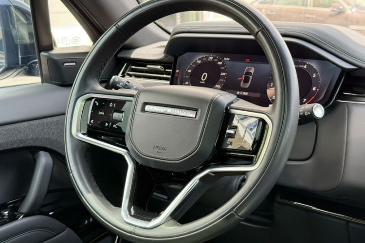 Used Land Rover Range Sport 2023 360 PS S Interior 2