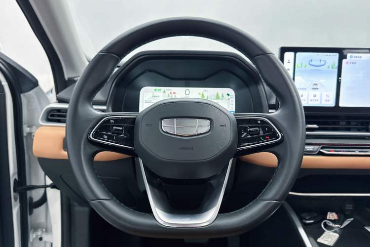 Used Geely Auto Emgrand 2025 4th Generation 1.5L CVT Flagship Version
