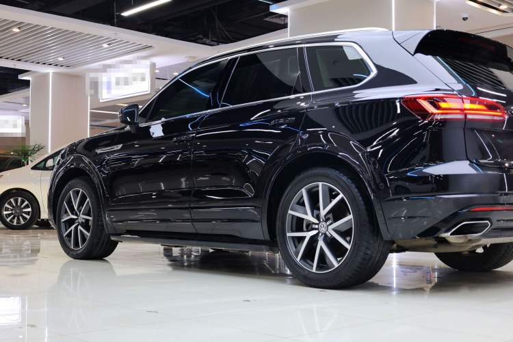 Used Volkswagen Touareg 2019 3.0 TSI RuiFeng Edition China V Standard Exterior 11