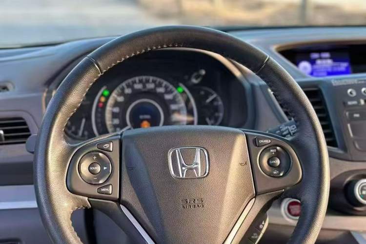 Used Honda CR-V 2013 2.4L four-wheel drive luxury version
