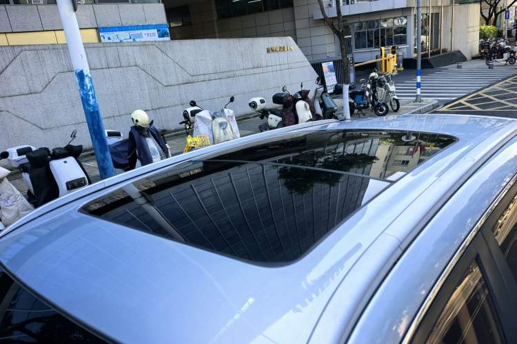 Used Geely Auto Emgrand X7 Sport 2018 1.8TD Automatic Two-Wheel Drive Zhiya Model Exterior 7