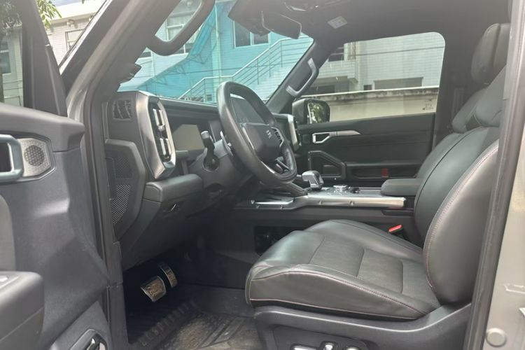 Used JETOUR Traveler 2023 2.0T All-Wheel Drive CrossPRO+