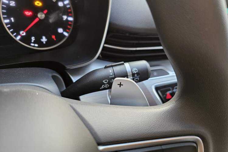 Used Roewe iMAX8 2023 400TGI Comfort Edition