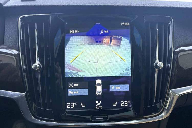 Used Volvo S90 2018 T4 Zhiyuan Edition
