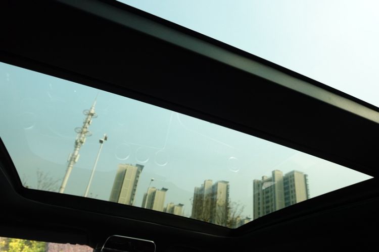 Used Mercedes-Benz GLC 2023 GLC 260 L 4MATIC Luxury Model 5 Seats
