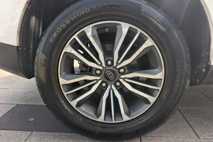 Used Geely Auto Vision X6 2016 1.8L Manual Luxury Model