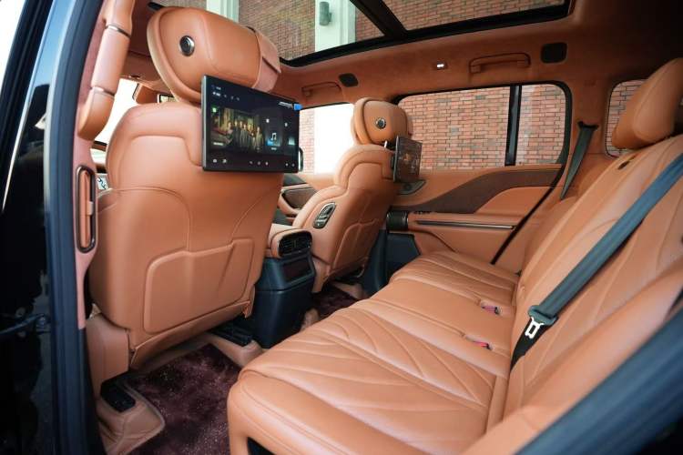 Used Yangwang U8 2023 Luxury Edition
