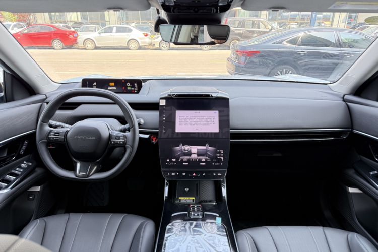 Used Honda P7 2025 Rear-Drive Long-Range Pro