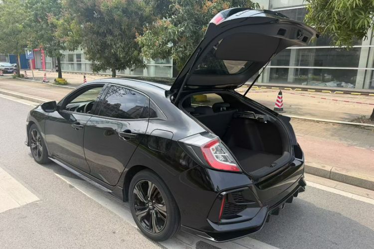 Used Honda Civic 2021 HATCHBACK 220TURBO CVT Trendy Cool Edition Exterior 4