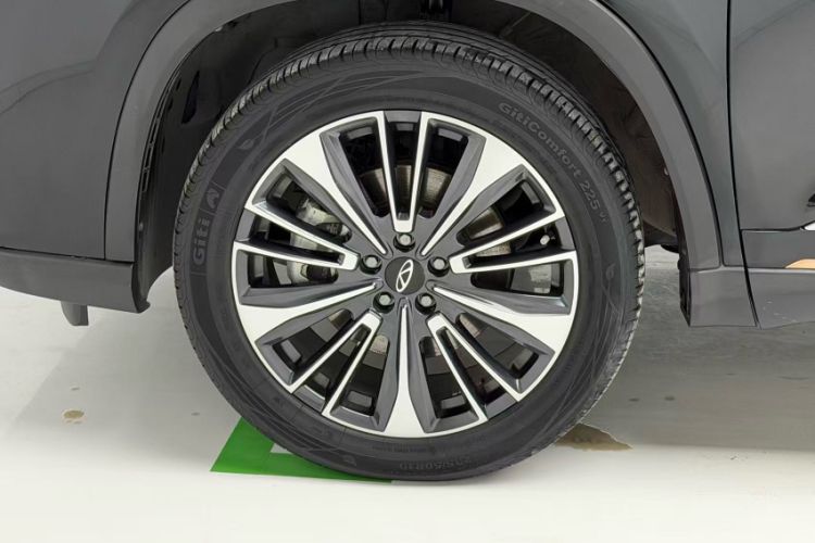 Used Chery Tiggo 8 PRO 2024 Champion Edition 390T Four-Wheel Drive Peak Version 5 Seats