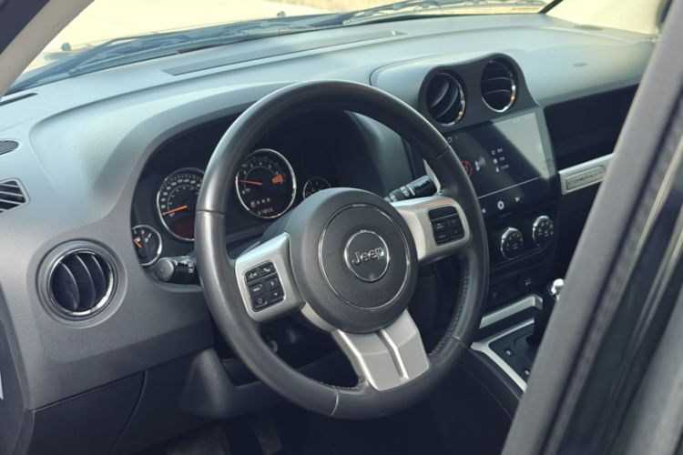 Used Jeep Compass (Import) 2014 Revised Version 2.4L Four-Wheel Drive Comfort Edition