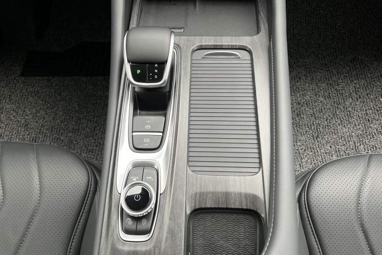 Used Chery Arrizo 8 PRO 2025 Pro 1.6T Comfort Version Interior 10