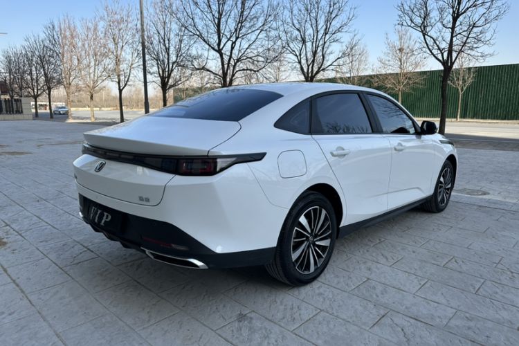 Used Changan Eado PHEV 2025 Smart New Blue Whale 145KM High-Energy Edition