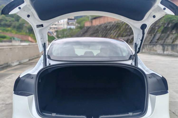 Used Tesla Model 3 2025 Model Revised Rear-Wheel-Drive Version