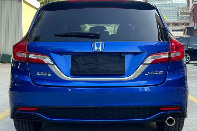 Used Honda Jade 2017 1.8L automatic Comfort version 5 seats
