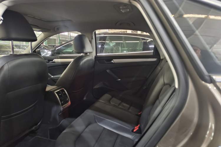 Used Volkswagen Passat 2014 1.8TSI DSG Prestige Edition