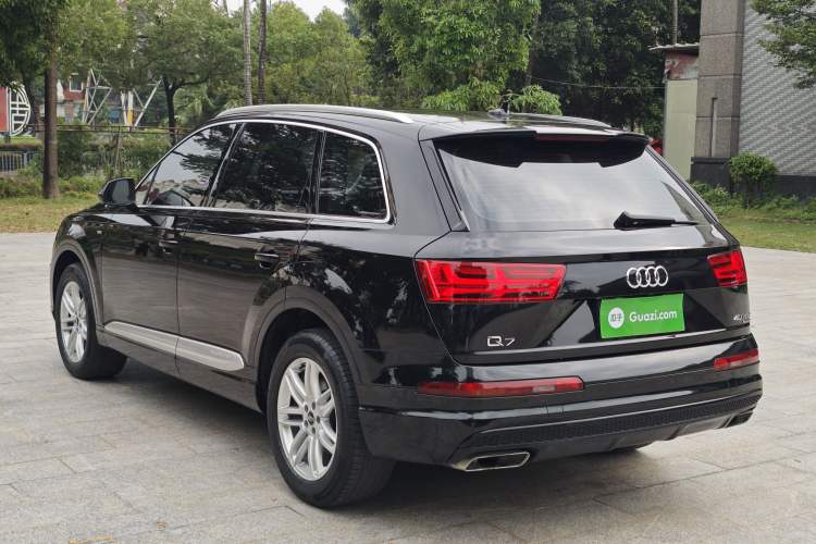 Used Audi Q7 2018 40 TFSI S line Sport Edition

