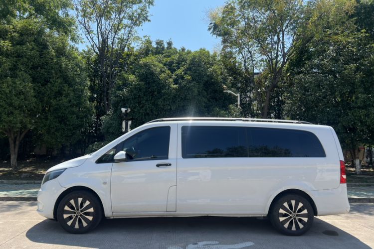 Used Mercedes-Benz Vito 2021 2.0T Elite Version 7 Seats
