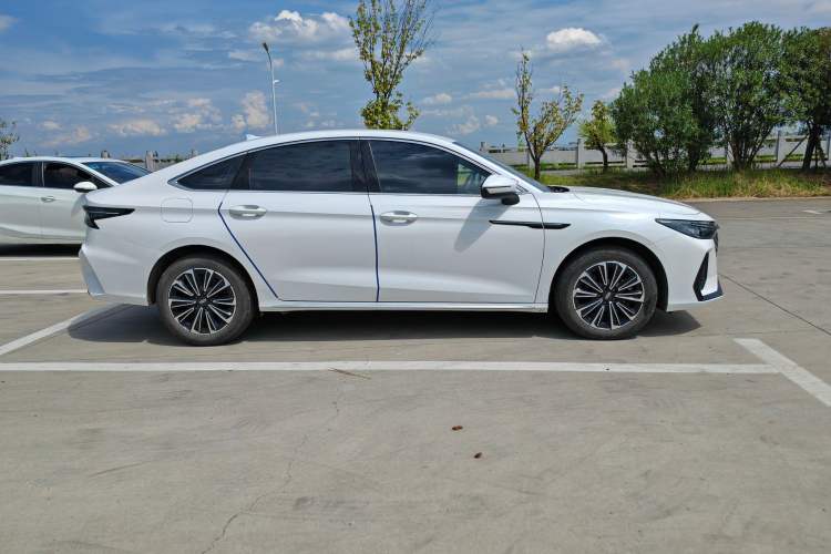 Used Chery Fengyun A8 2024 127 ZHU FENG Version