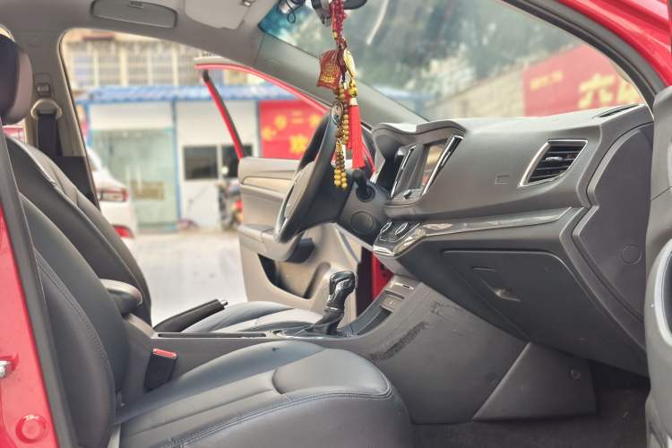 Used Roewe 360 2017 1.5L Automatic Luxury Edition