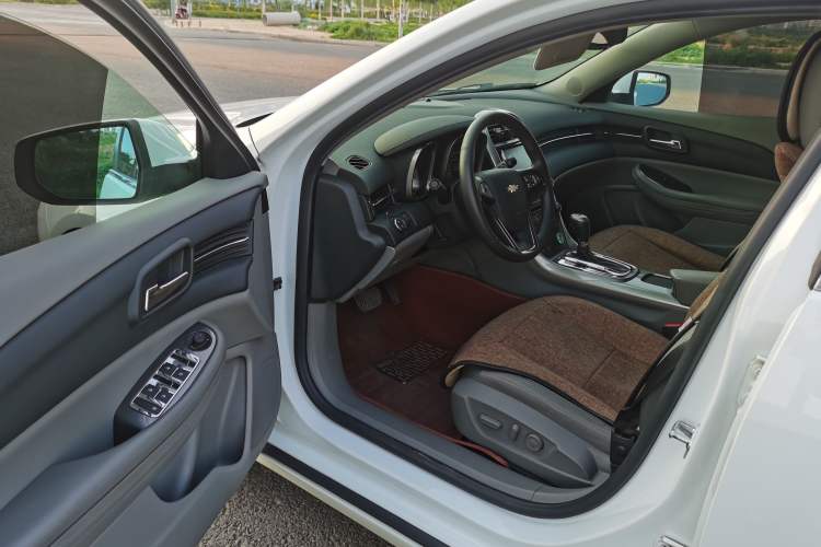 Used Chevrolet Malibu 2014 2.0L Automatic Luxury Edition
