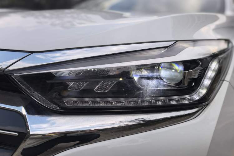 Used BAIC Beijing U7 2019 1.5T Manual Elite Version China VI
